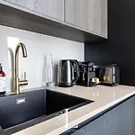 Les Lucioles 6 - Luxury 1 Bedroom * Cannes